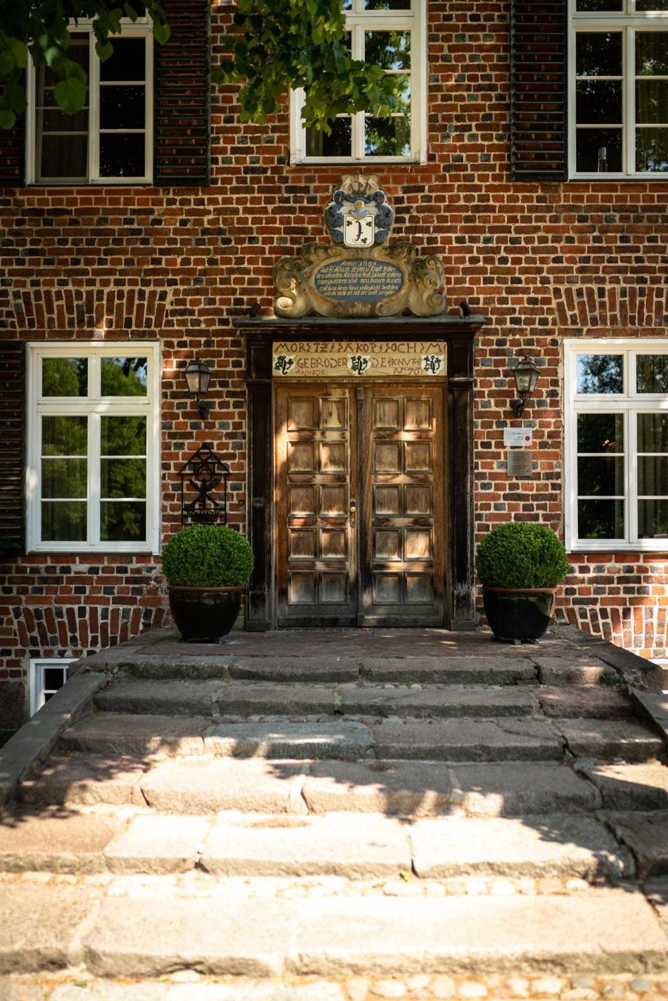 Romantik Hotel Gutshaus Ludorf Kültér fotó