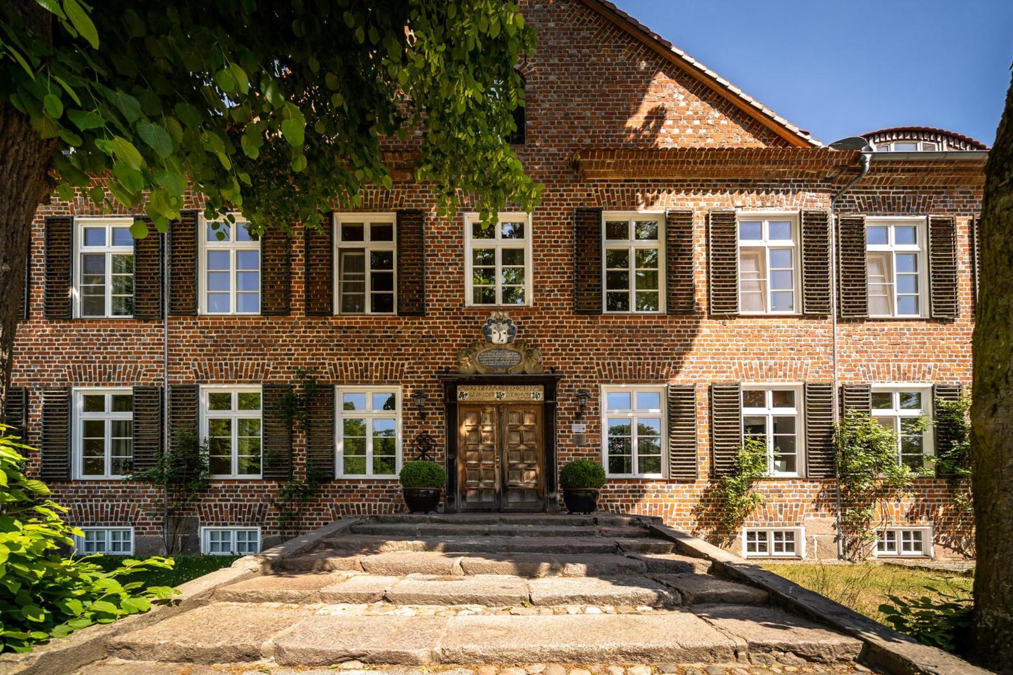 Romantik Hotel Gutshaus Ludorf Kültér fotó